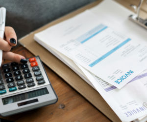 KSeF po pierwszym miesiącu: ​pierwsze dni były problemowe, ale obecnie sytuacja się uspokaja