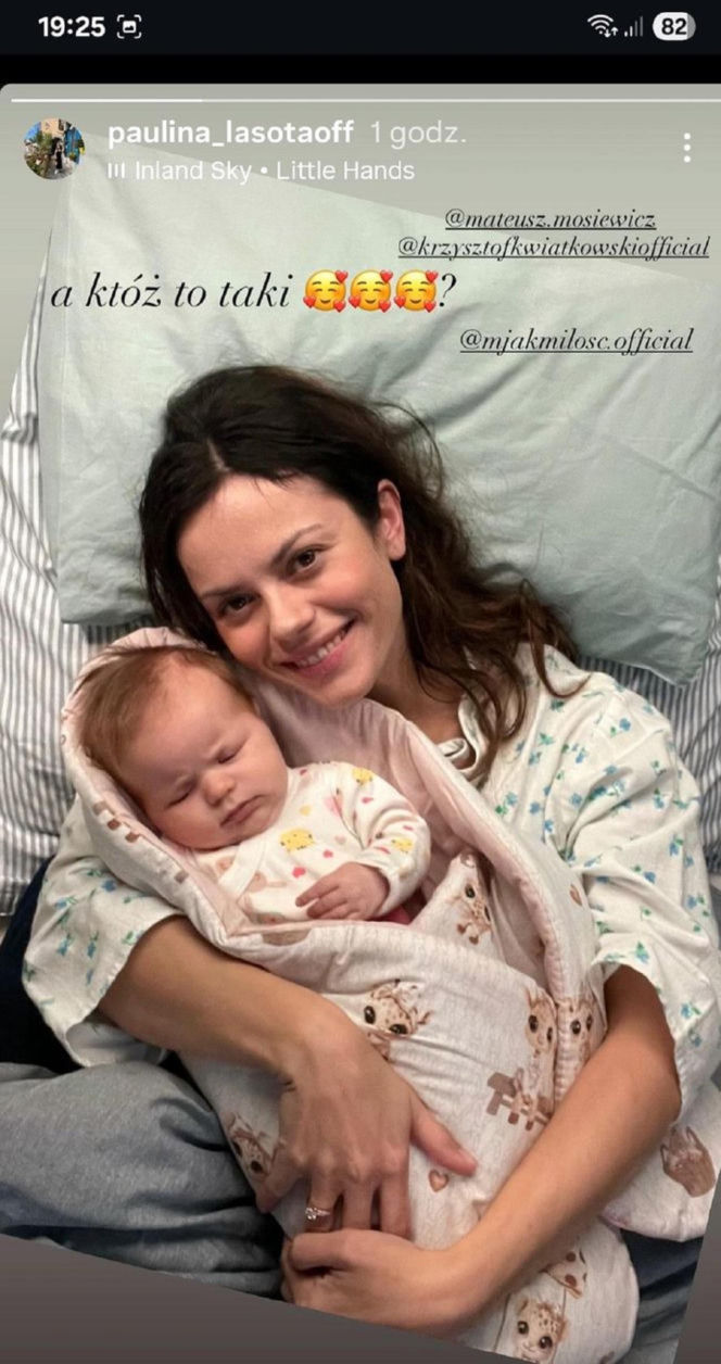 M jak miłość na planie. Kasia (Paulina Lasota) i jej córka po porodzie