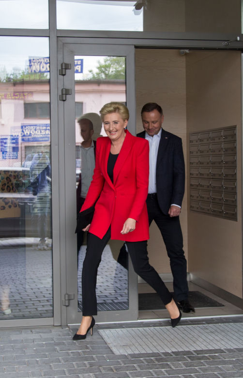 Agata Duda w garniturach