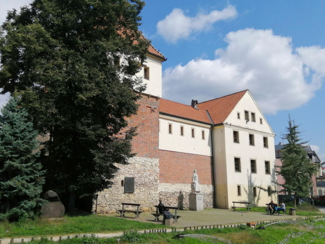 To miasto na Śląsku ma wyjątkowo piękną starówkę. Zachwyca też piastowskim zamkiem
