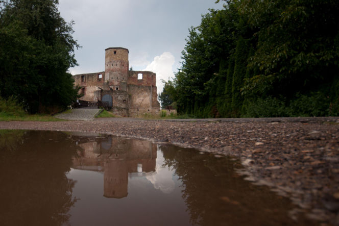 To jedno z najpiękniejszych miast w woj. śląskim. Zachwyca zamkiem, który należał do biskupów z Krakowa