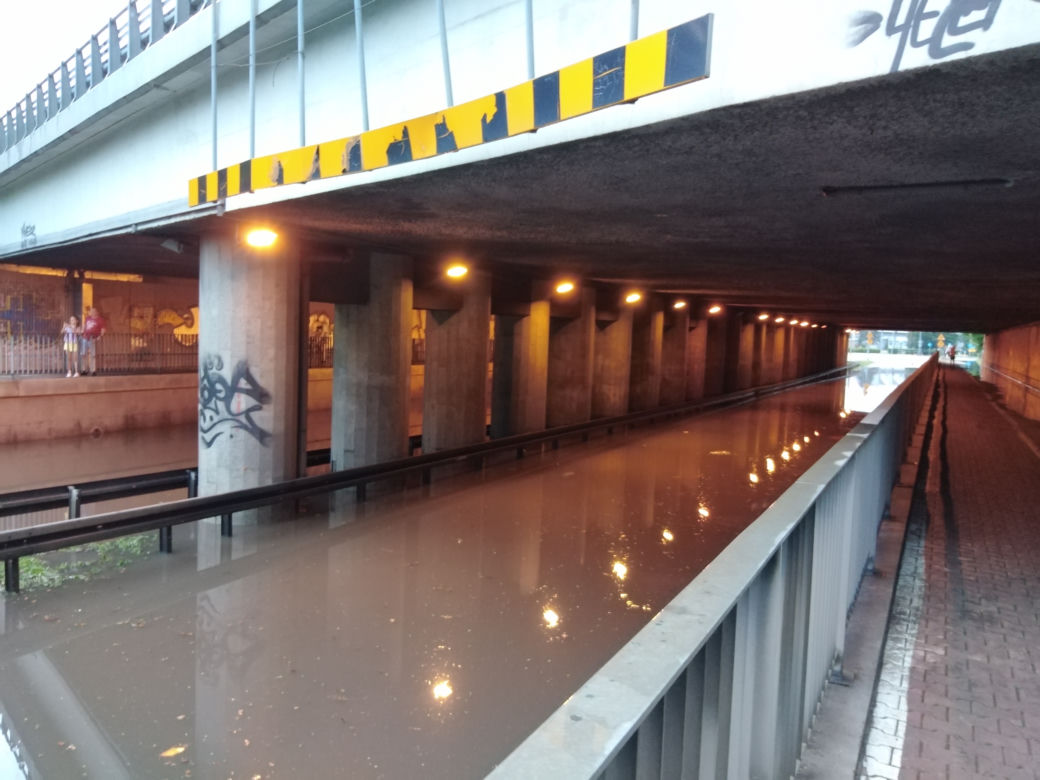 Gwałtowna ulewa nad Radomiem