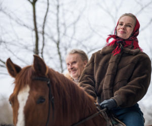 Magdalena Cielecka w spektaklu Teatru Telewizji Wszystko na sprzedaż
