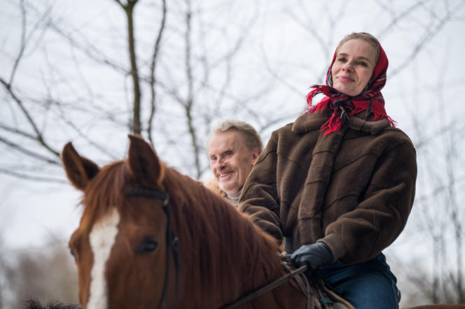 Magdalena Cielecka w spektaklu Teatru Telewizji "Wszystko na sprzedaż"