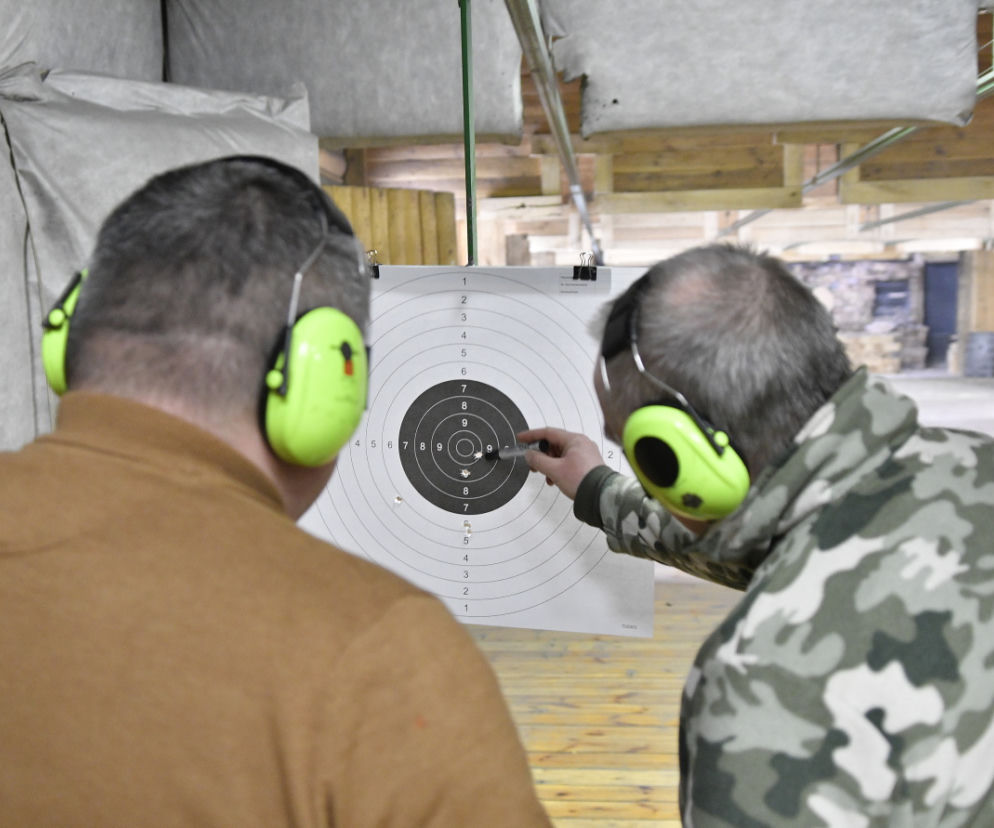 Wojna w Ukrainie. Strzelnice przechodzą prawdziwe oblężenie 
