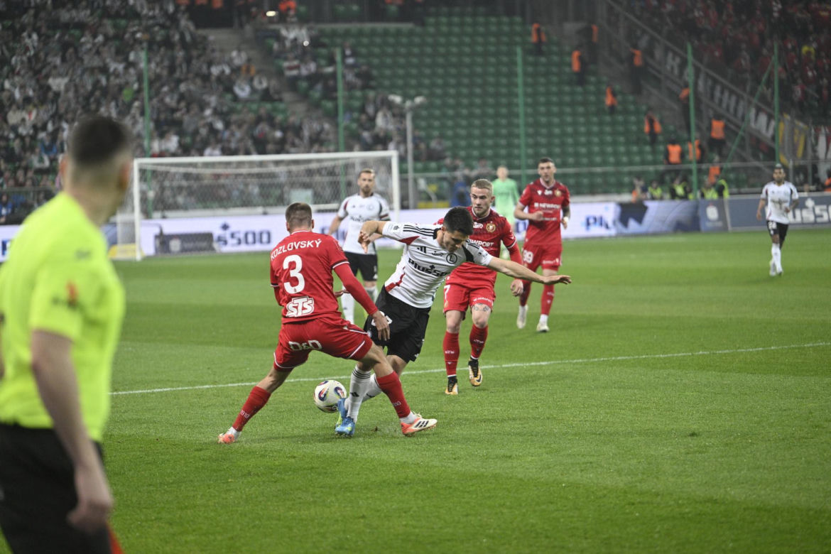 31. kolejka PKO BP Ekstraklasy 2025/2026. Mecz Legia Warszawa - Łódź Widzew