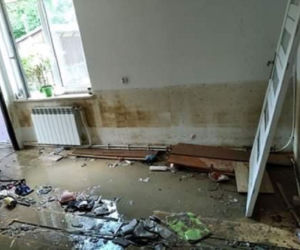 Kańczuga. Matka i jej dwie córki straciły mieszkanie w powodzi, potrzebują pomocy!