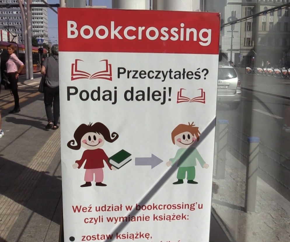 Łodzianie chętnie biorą książki, ale sami ich nie zostawiają