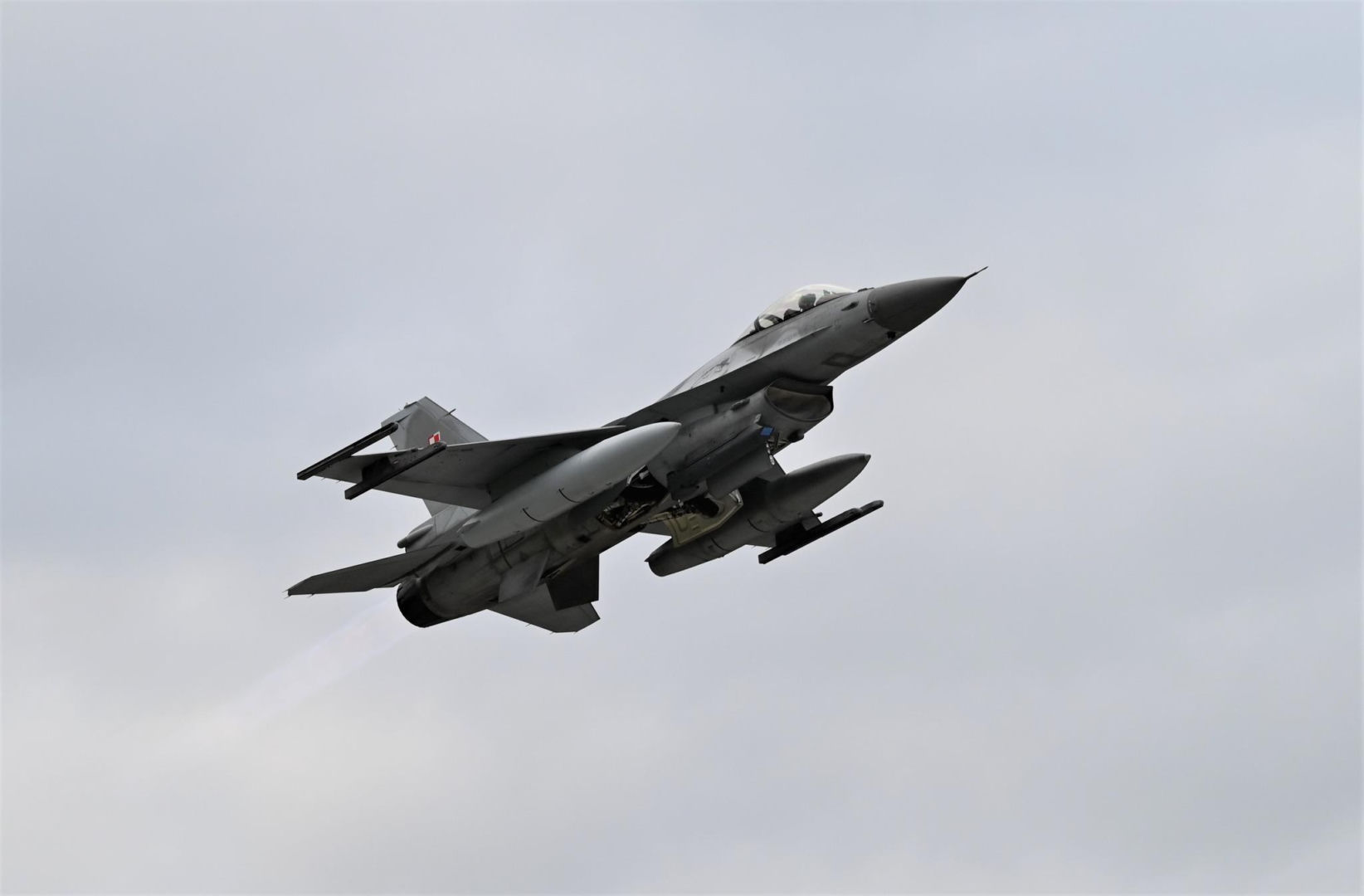 Polskie samoloty F-16