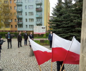 Grudziądz - Odsłoniętą pamiątkową tablicę 