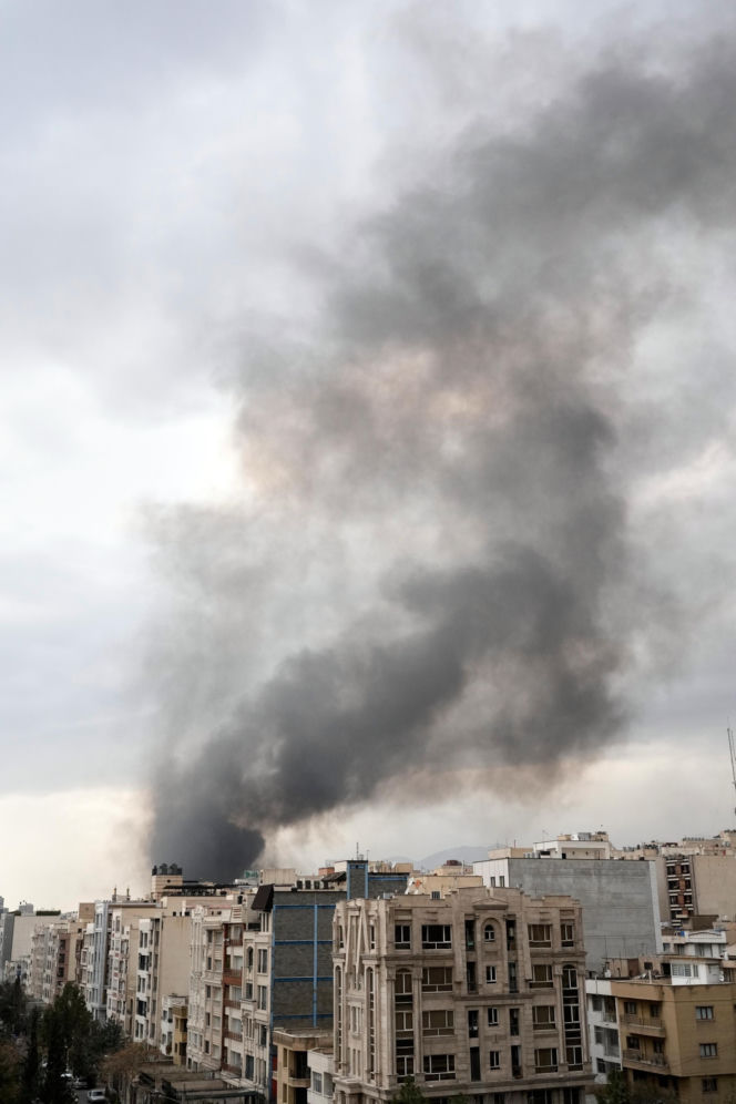 Wojna do całkowitego upadku reżimu. Czy Iran jest w stanie przetrwać ataki USA i Izraela?