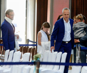 KOMUNIA U PAZURÓW