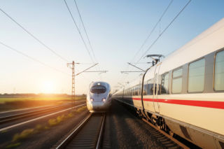 Wielkanocny szczyt w PKP Intercity. Więcej kursów i miejsc