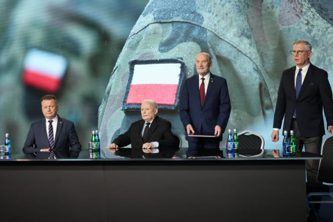 Jarosław Kaczyński mówił o NATO podczas konferencji PiS