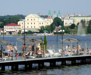 Ukraina