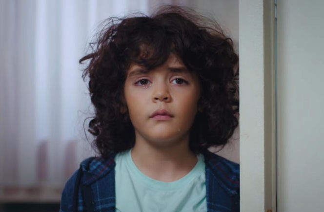 Dziedzictwo, odcinek 890: Trucizna więzi Nanę i Nazli, a Ayse i Ferit starają się o dobre relacje - wszystko dla Dogi