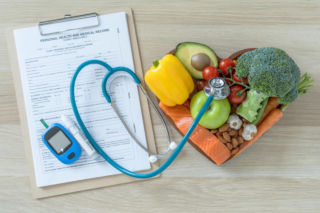 Cholesterol nie boli, ale szkodzi. Jak naturalnie zadbać o jego odpowiedni poziom?