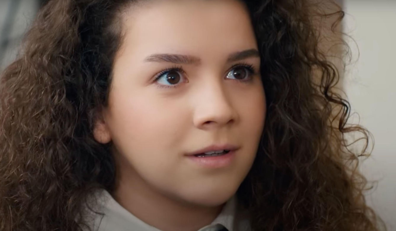 Ege oświadczy się Melis i pomoże Bulentowi, który wda się w bójkę.