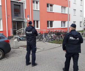Kołobrzeg: Morderstwo na klatce schodowej