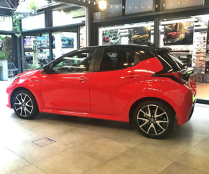Toyota Yaris 1.5 Hybrid 116 KM e-CVT 