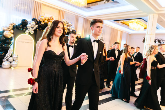 Studniówka 2026 młodzieży z IV LO im. Hetmana Stanisława Żółkiewskiego w Siedlcach