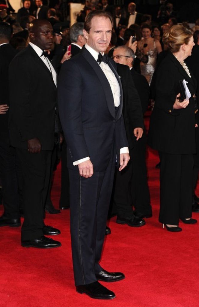  Ralph Fiennes , james bond, skyfall