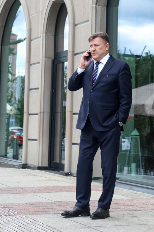 PZPN się odmłodził. Co za przemiana prezesa Kuleszy i sekretarza Wachowskiego!