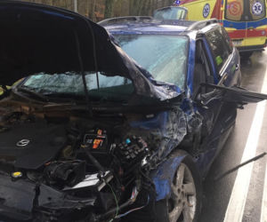 Wypadek w Ostromecku. 3 osoby przewiezione do szpitala w Bydgoszczy