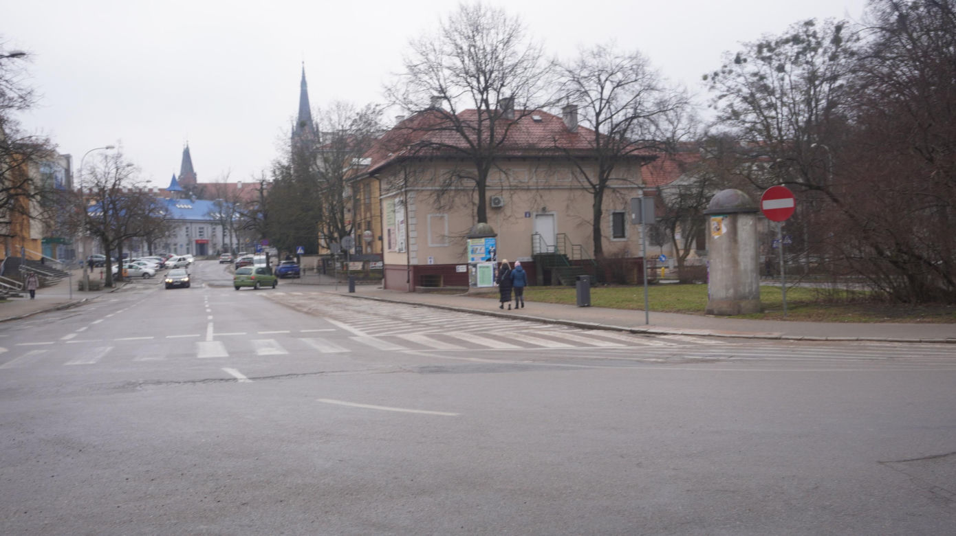 To jedyne prostokątne rondo w Europie. Znajduje się blisko centrum Olsztyna [ZDJĘCIA]