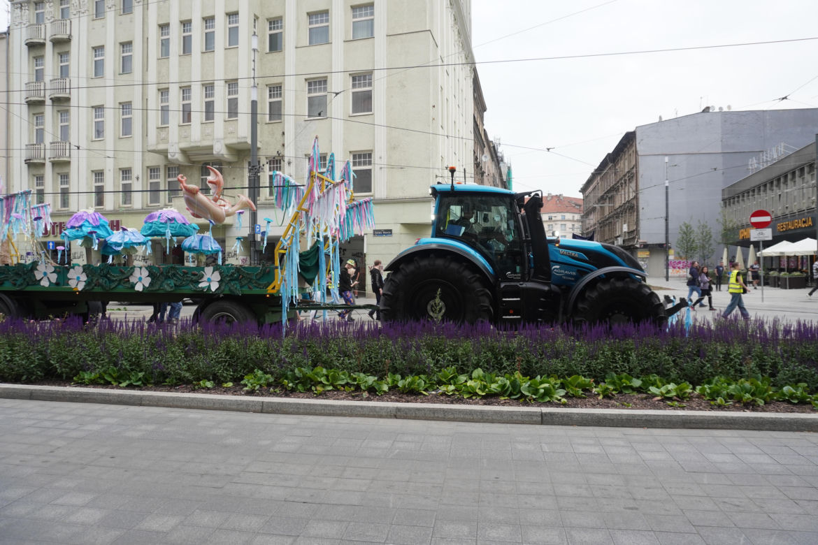 Studenci przejęli Poznań. Zobaczcie jak wyglądał Pochód Juwenaliowy 2024!