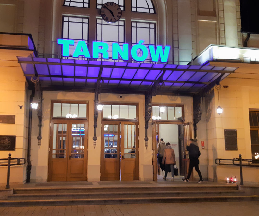 W Tarnowie stanie dwumetrowy pomnik w kształcie trójkąta