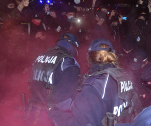 Manifestacja przed siedzibą MEN