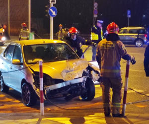 Zderzenie trzech aut na Wale Miedzeszyńskim