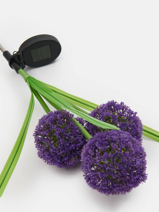 Te solarne kwiaty z Sinsay kosztują jedynie 19,99, a wyglądają, jak żywe! Stworzą niepowtarzalny klimat w ogrodzie i na balkonie