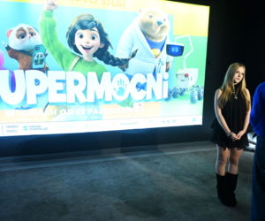 Premiera Supermocni