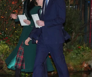 Kate i William z dziećmi na świątecznym koncercie