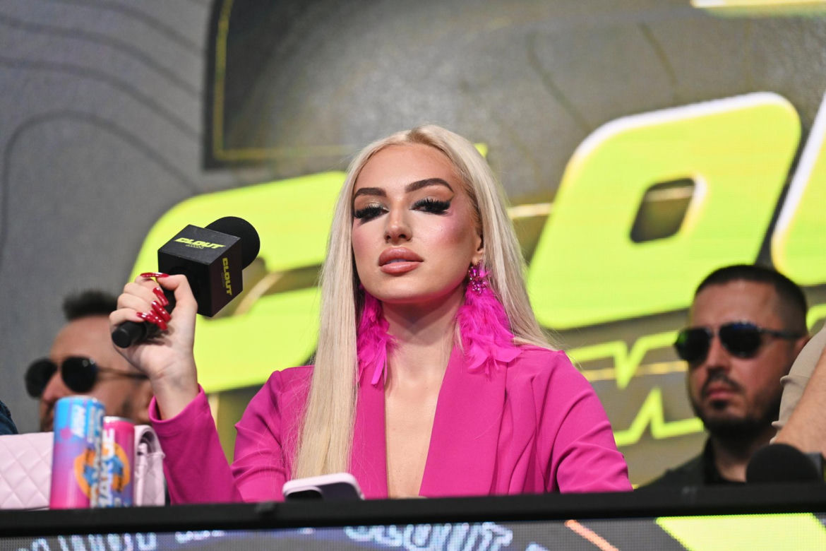 Caroline Derpieński na Clout MMA. Starła się z Laluną