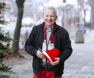 Sportowcy i aktorzy pod siedzibą TVN