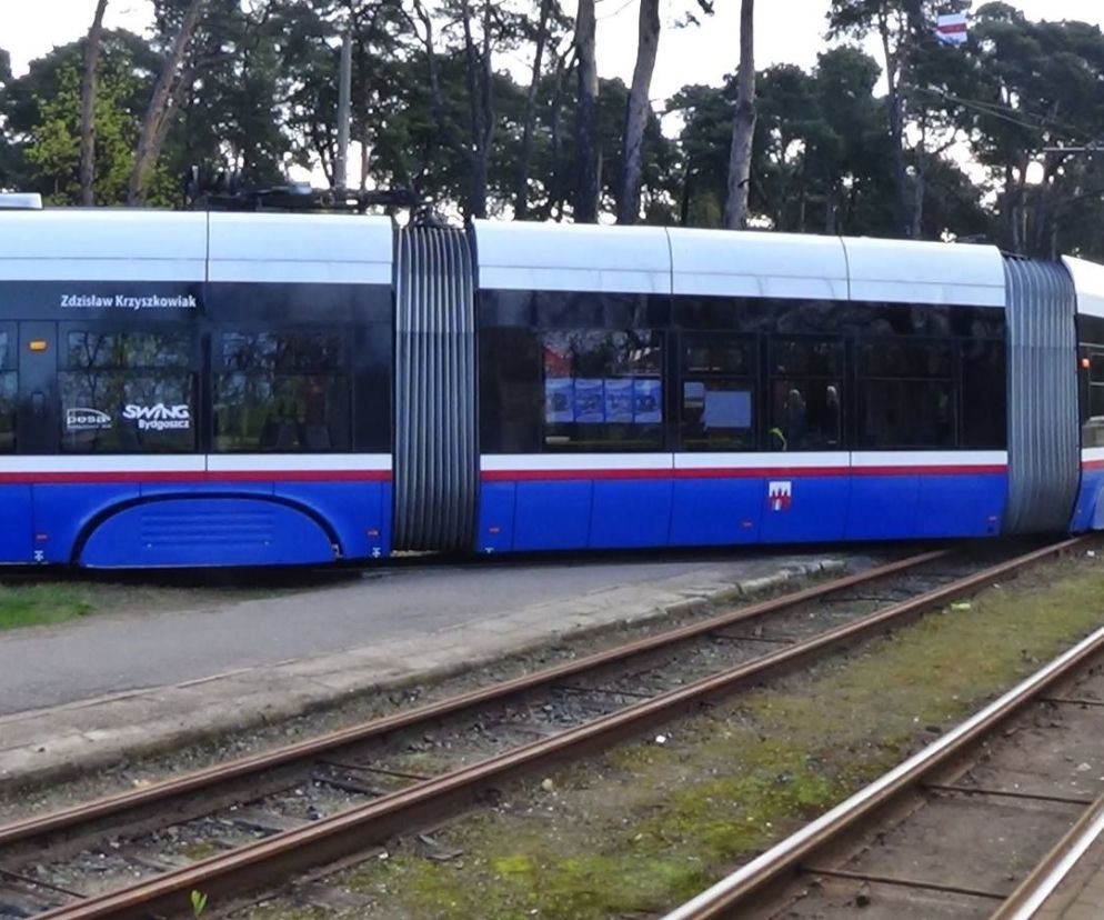 Wykoleiły się dwa tramwaje. Są opóźnienia w komunikacji miejskiej
