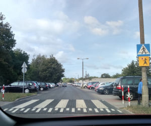 W Toruniu pojawiły się wyniesione przejścia dla pieszych. Sprawdziliśmy jak działają!