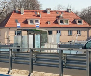 Lewitujący przystanek na węźle Łękno