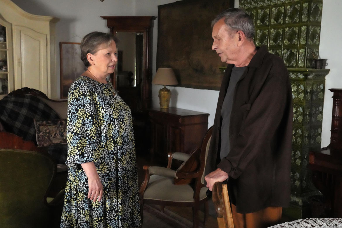 Barwy szczęścia, odcinek 3116: Czesław (Marian Jaskulski), Basia (Sławomira Łozińska)