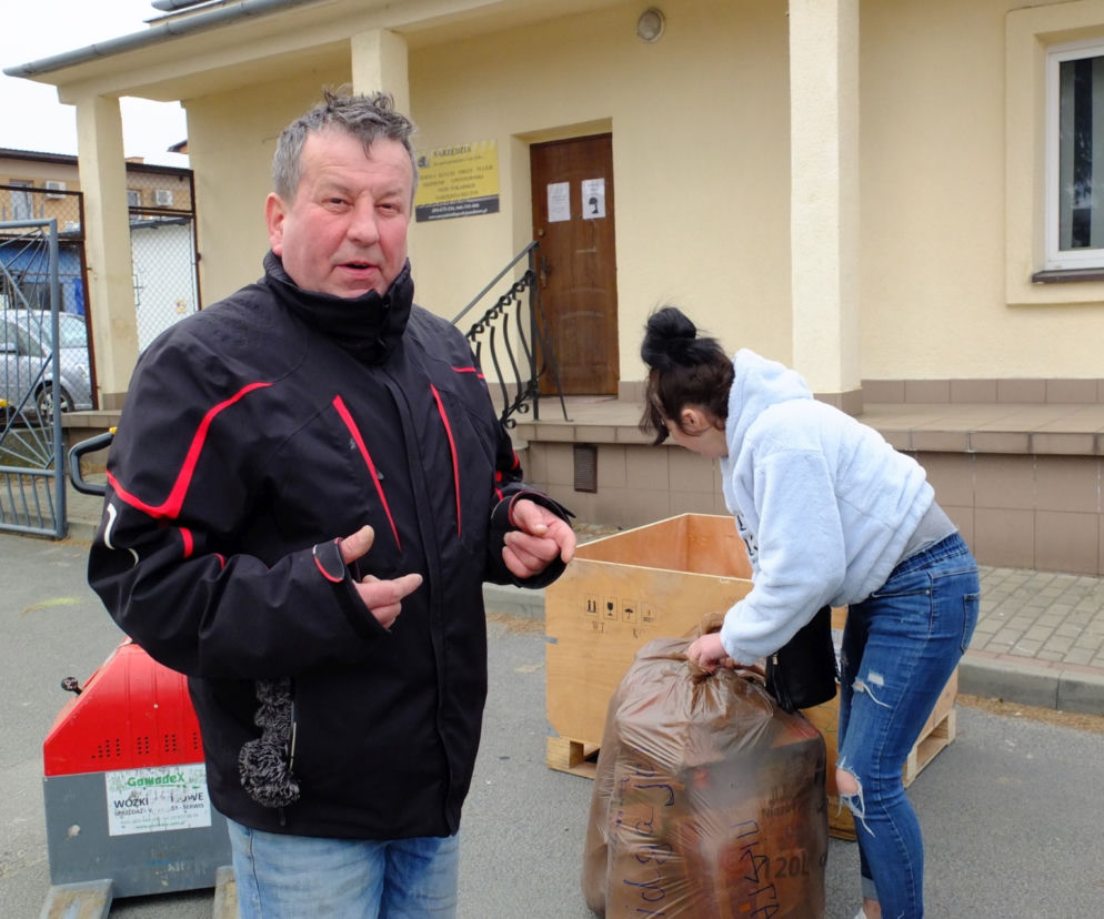 Ramię w ramię. Ukraińcy i Polacy razem pomagają uchodźcom. Fala wsparcia, morze potrzeb [ZDJĘCIA]