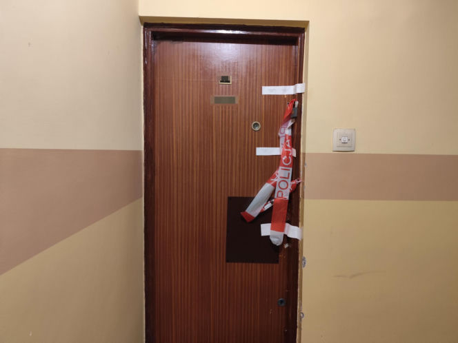 Tajemnicza śmierć całej rodziny. 95-latkowie i ich syn znalezieni martwi w łóżkach. Sąsiadów zaniepokoił jeden szczegół