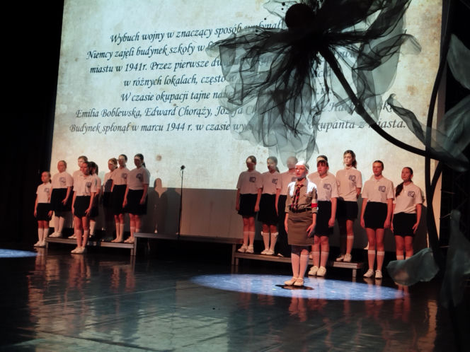 Siedlecka „Szóstka” uczciła potrójny jubileusz. Występy przygotowali także uczniowie