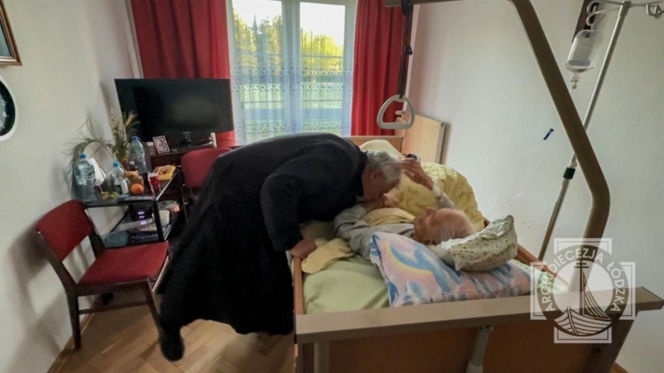 Zmarł ks. Jan Sobczak, niedawno rozpoczął 100 rok życia. Wzruszający gest kard. Krajewskiego