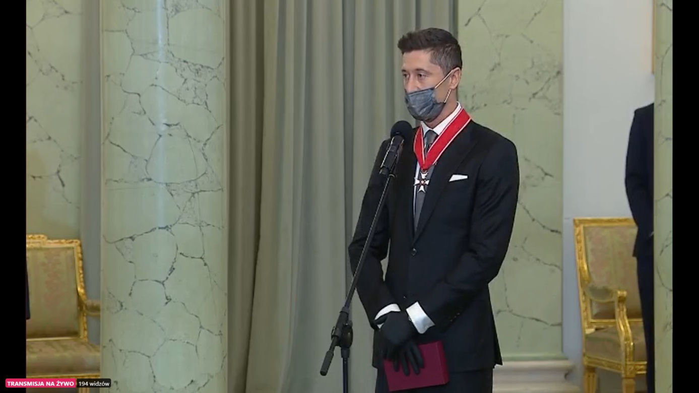 Robert Lewandowski otrzymał order od prezydenta Andrzeja Dudy