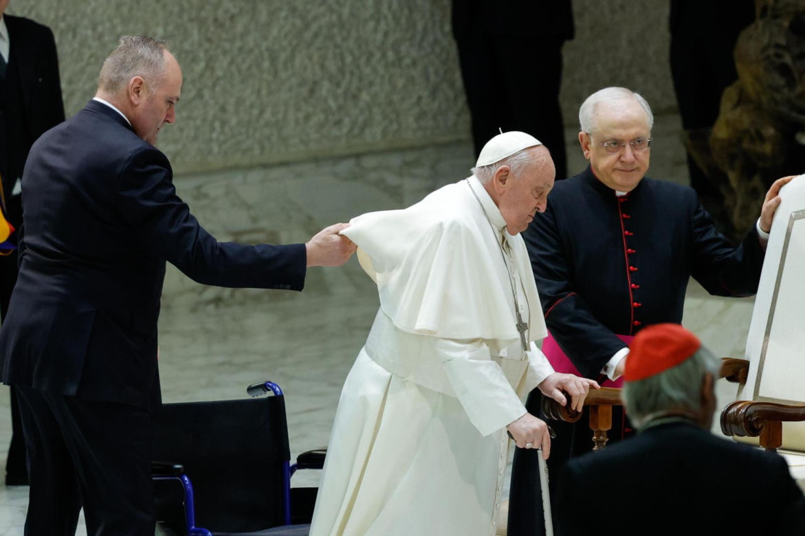 Papież Franciszek w szpitalu. Miał poważne problemy z głosem podczas audiencji