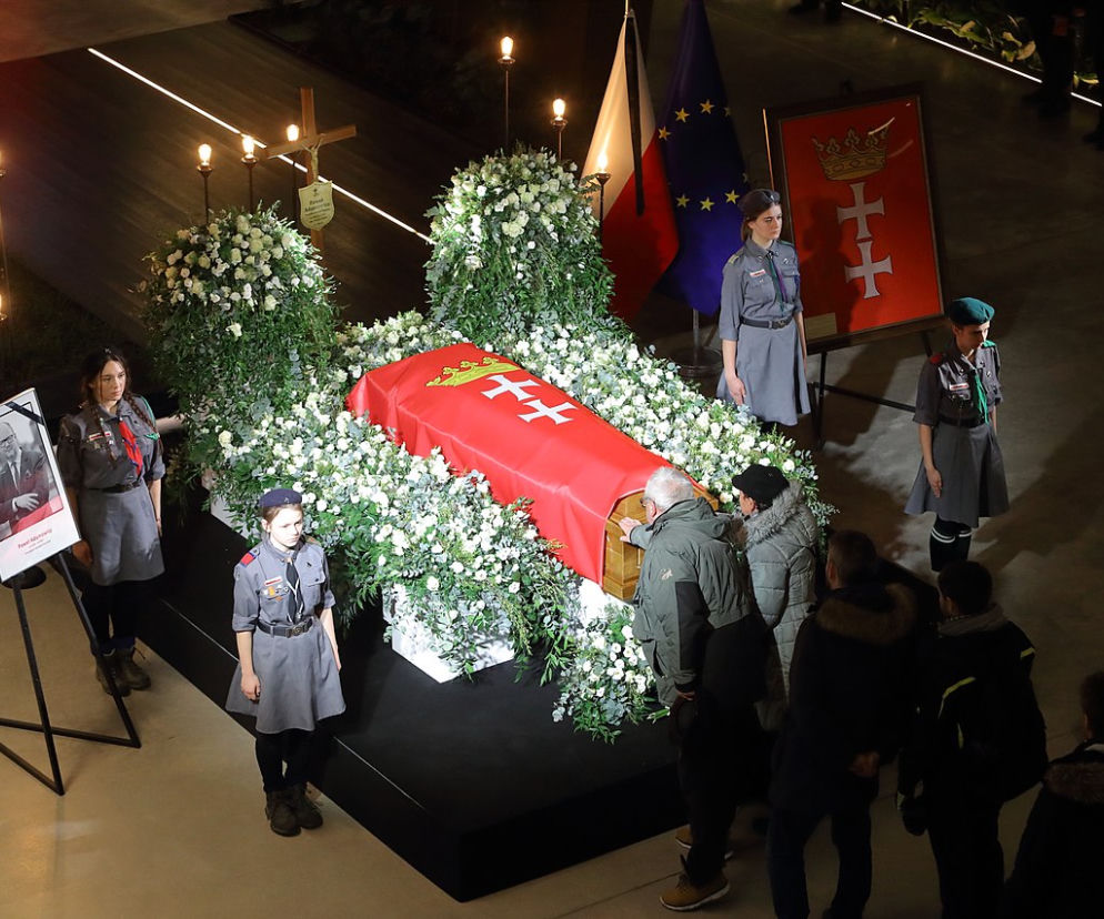 Płock upamiętni rocznice śmierci Adamowicza. Rozpalimy światło w sercach
