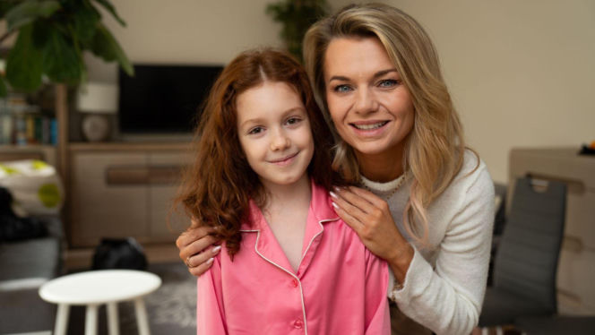 Na dobre i na złe odc. 986. Agata (Emilia Komarnicka), Mania (Apolonia Szwed)